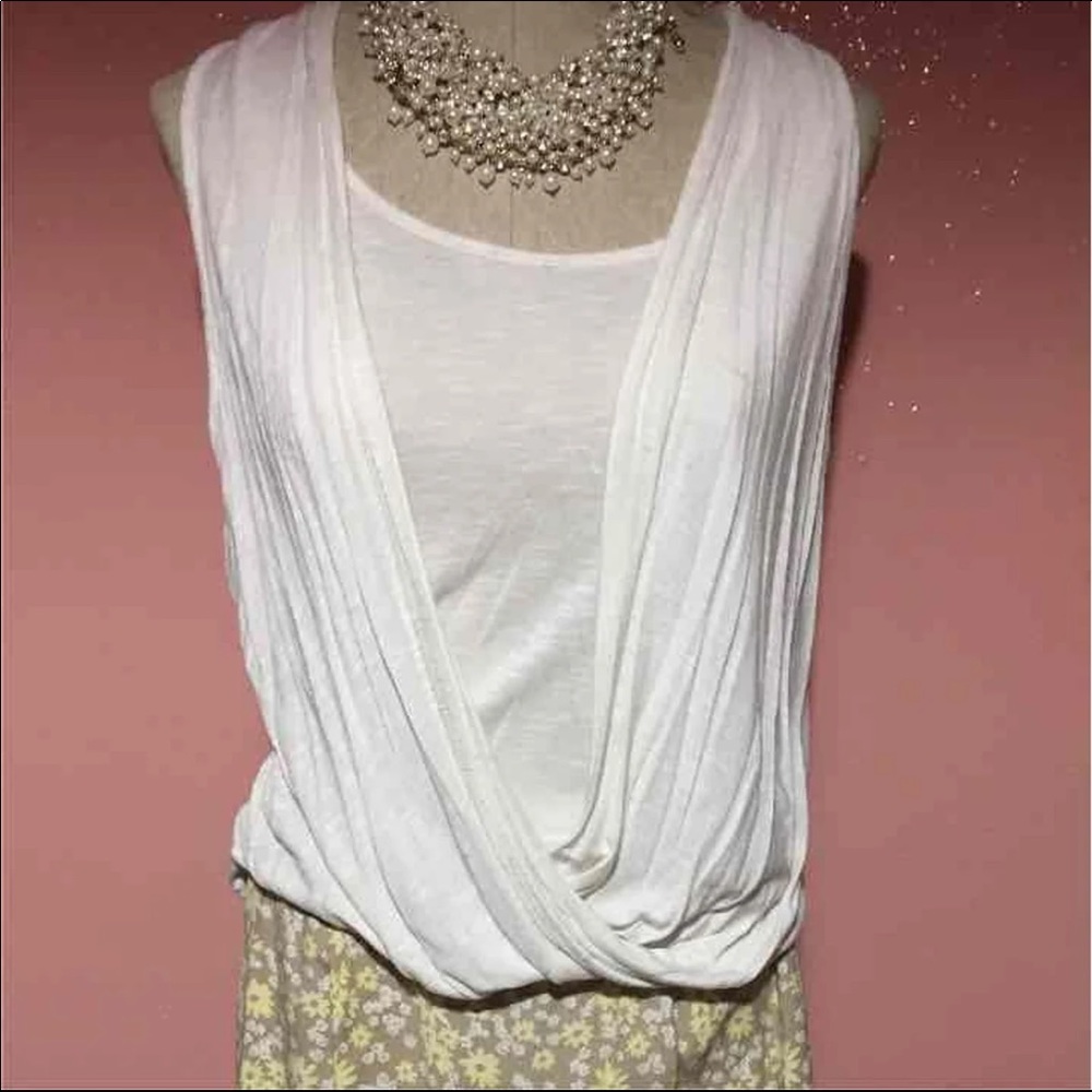 Breezy shirt with lace back